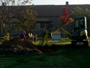 Stavba opěrné zdi u zahrady školy 2017